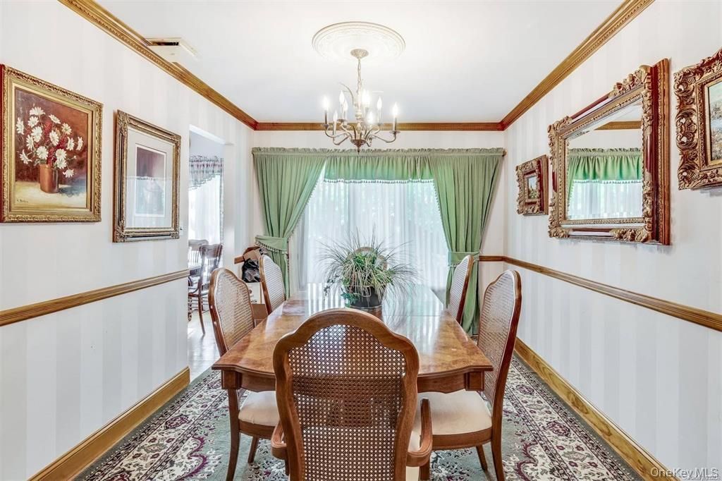Chandelier, Dining room, Interior