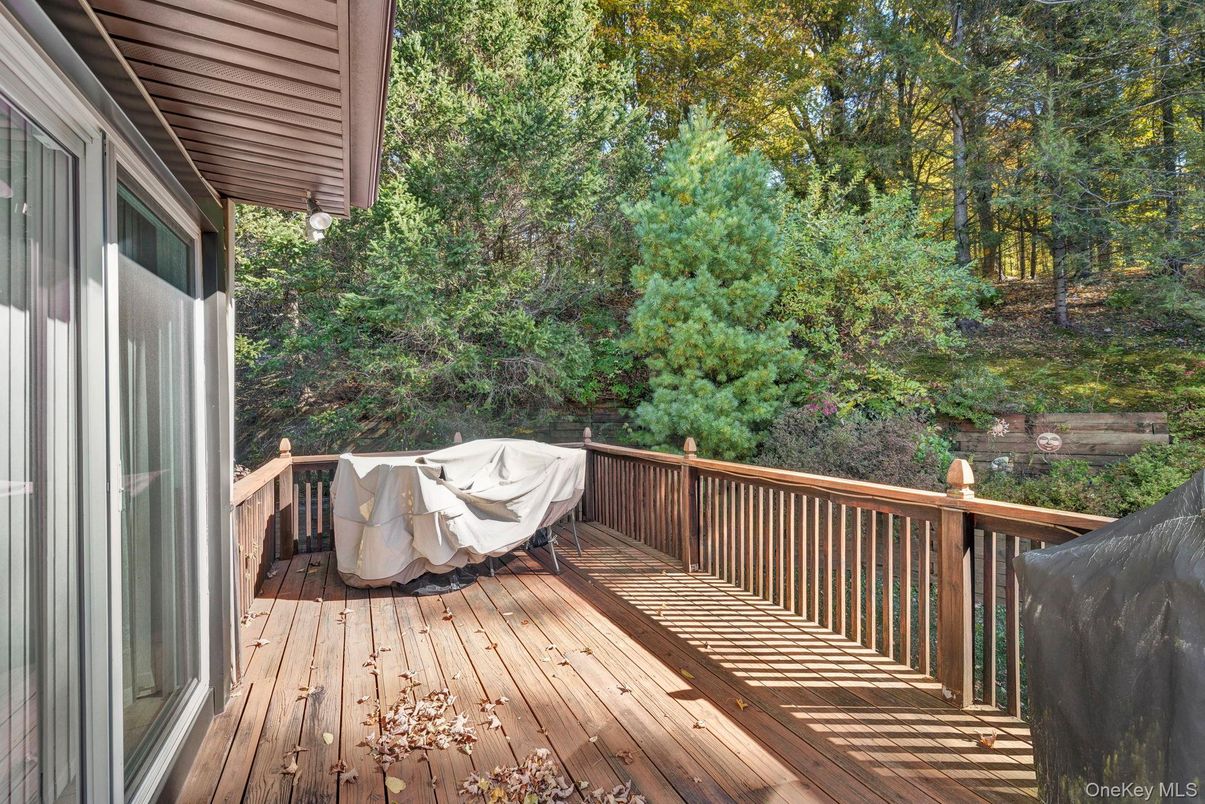 Exterior, Wood Texture Flooring