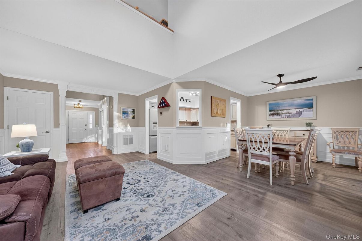 Dining room, Interior, Wood Texture Flooring