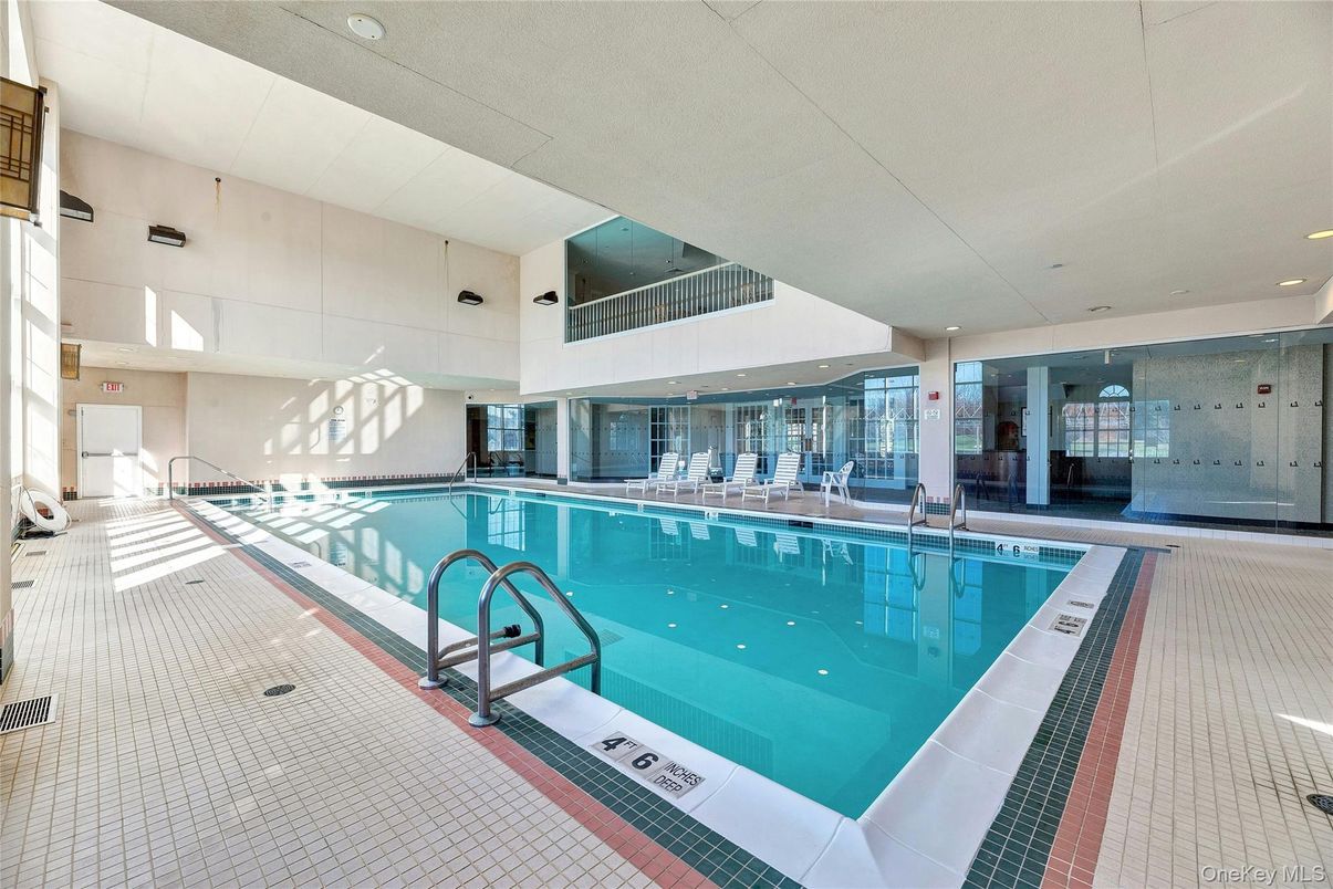 Interior, Pool, Recessed Lighting