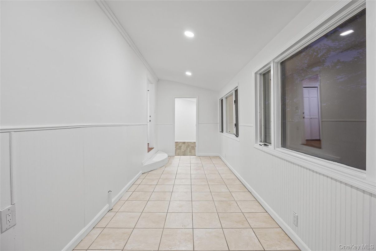 Interior, Recessed Lighting