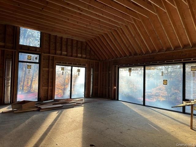 Empty room, Interior, Wooden Ceilings, Wooden Walls