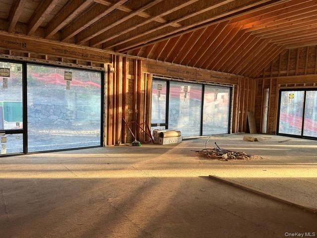 Empty room, Interior, Wooden Beams, Wooden Ceilings, Wooden Walls