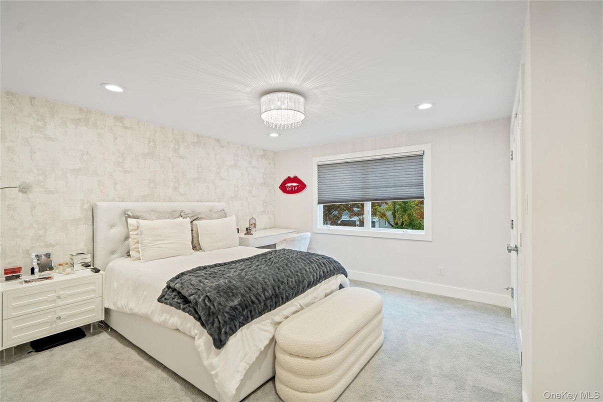 Bedroom, Chandelier, Interior, Recessed Lighting