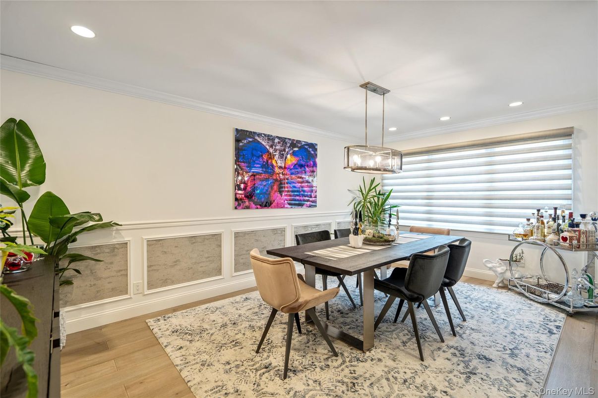 Dining room, Interior, Pendant Lights, Recessed Lighting, Wood Texture Flooring