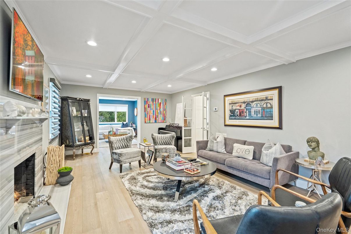 Fireplace, Interior, Living room, Recessed Lighting, Wood Texture Flooring