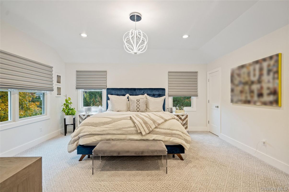 Bedroom, Interior, Pendant Lights, Recessed Lighting