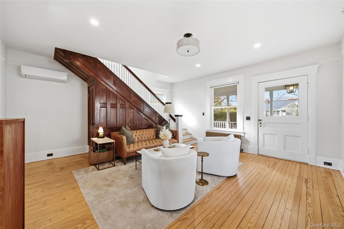 Interior, Living room, Recessed Lighting, Wood Texture Flooring, Wooden Walls