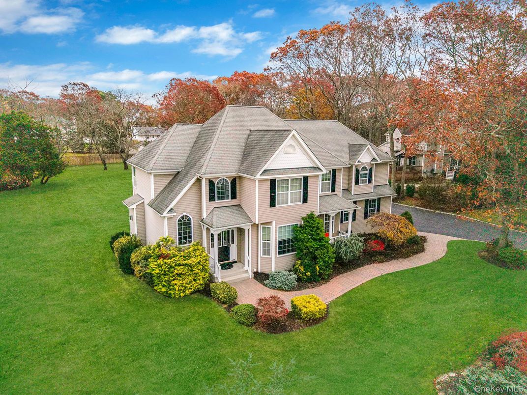 Backyard, Exterior, Facade, French Provincial