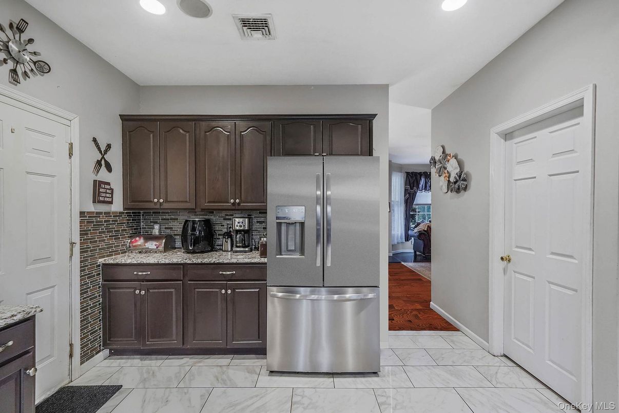 Interior, Kitchen, Marble, Recessed Lighting, Stainless Steel Appliances