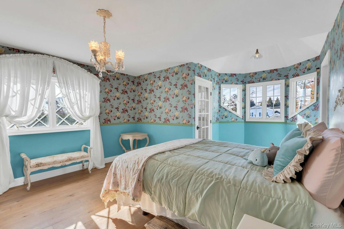 Bedroom, Chandelier, Interior, Wood Texture Flooring