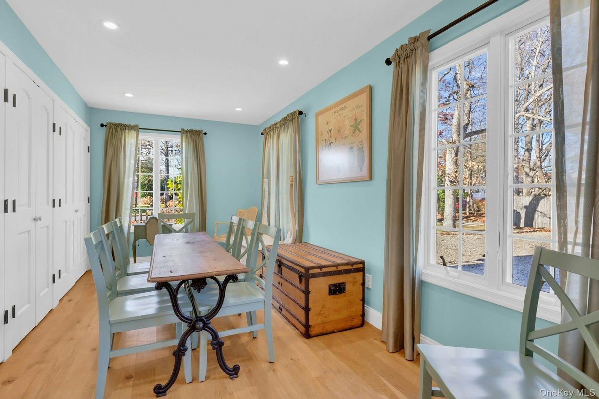 Dining room, Interior, Recessed Lighting, Wood Texture Flooring