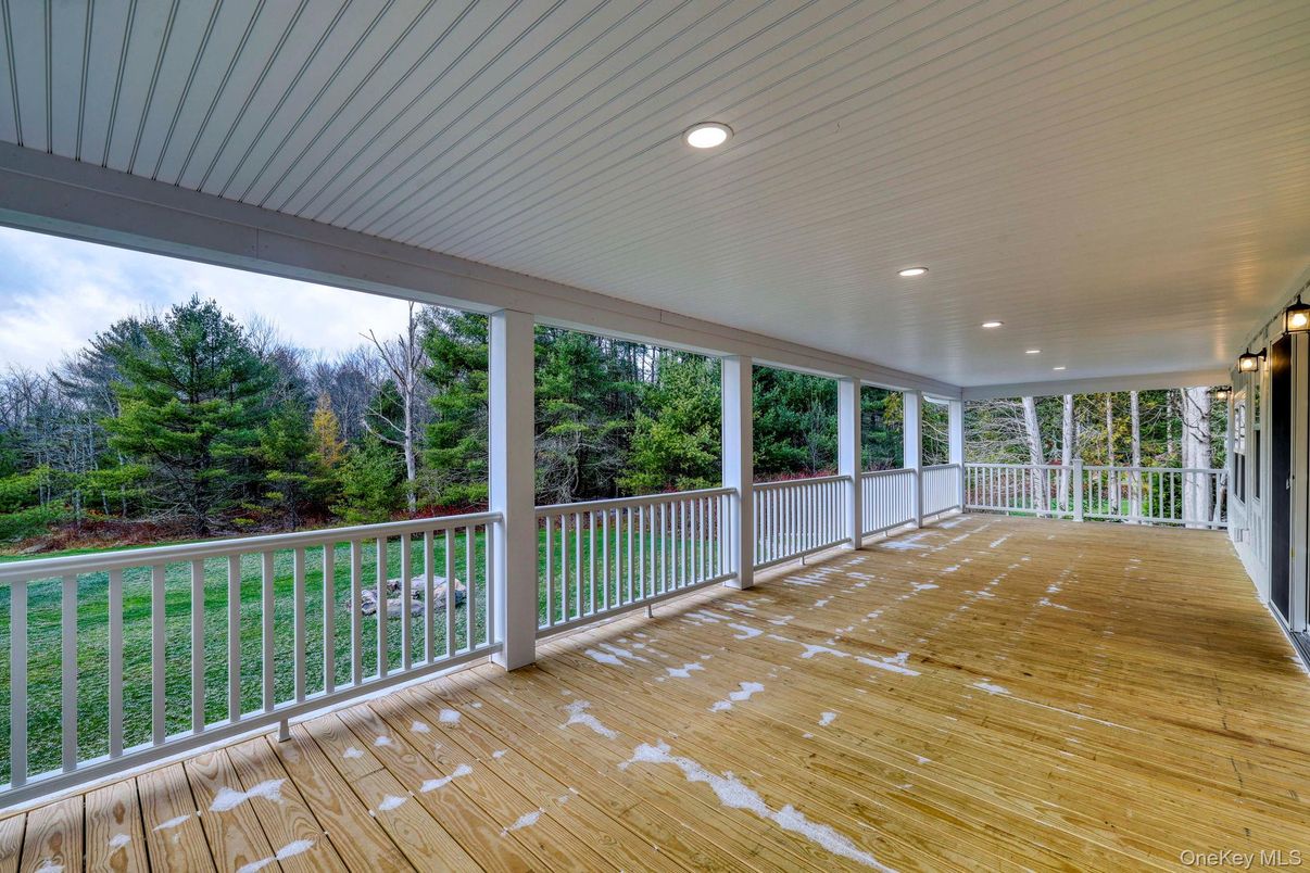 Exterior, Recessed Lighting