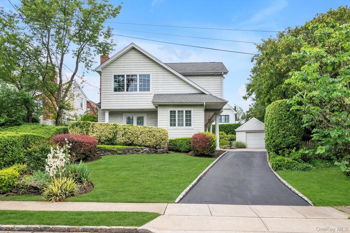 Detached Garage, Exterior, Facade, Split Level