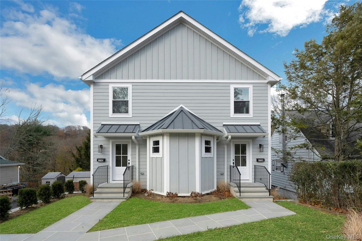 Exterior, Facade, Farmhouse