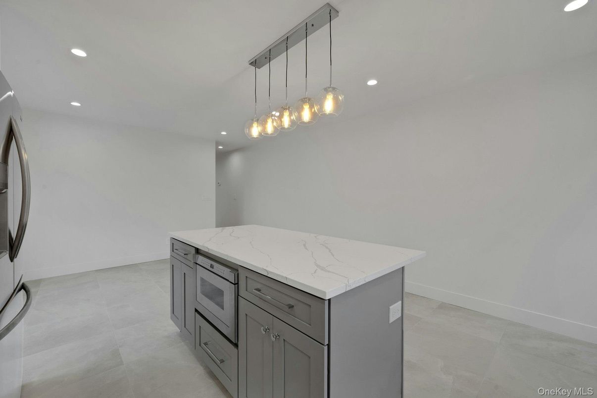 Interior, Kitchen, Pendant Lights, Recessed Lighting