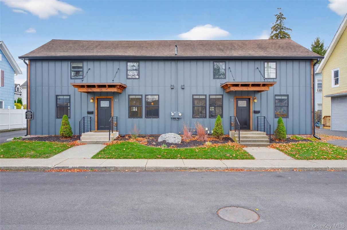 Exterior, Facade, Farmhouse