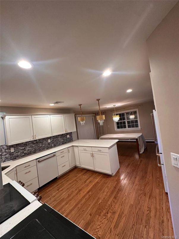 Chandelier, Interior, Kitchen, Pendant Lights, Recessed Lighting, Wood Texture Flooring