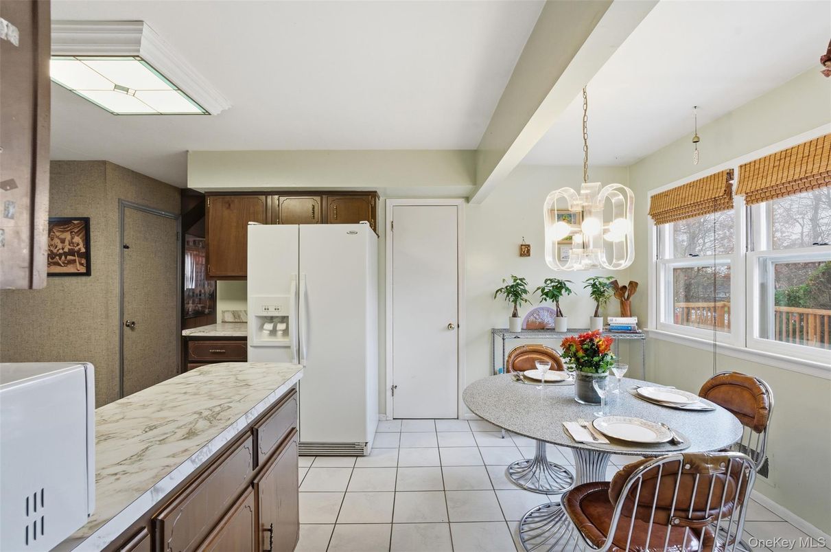 Dining room, Interior, Kitchen, Pendant Lights