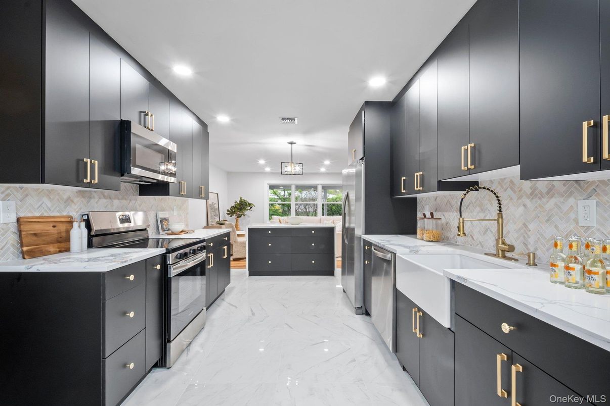 Interior, Kitchen, Marble, Pendant Lights, Recessed Lighting, Stainless Steel Appliances