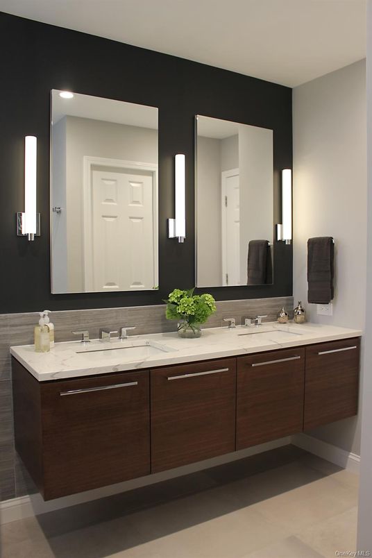 Bathroom, Dual Sink Vanities, Interior