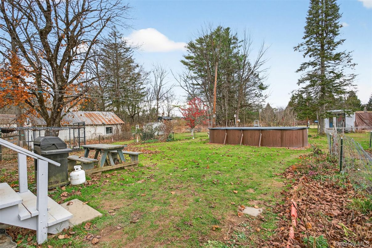 Backyard, Exterior, Hot Tub