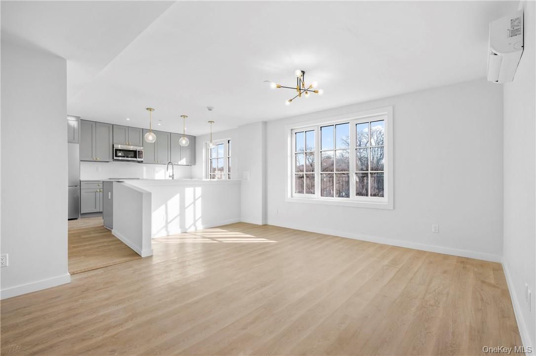 Empty room, Interior, Kitchen, Pendant Lights, Wood Texture Flooring