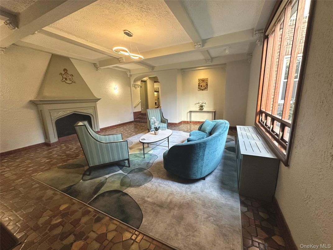 Fireplace, Interior, Living room, Pendant Lights