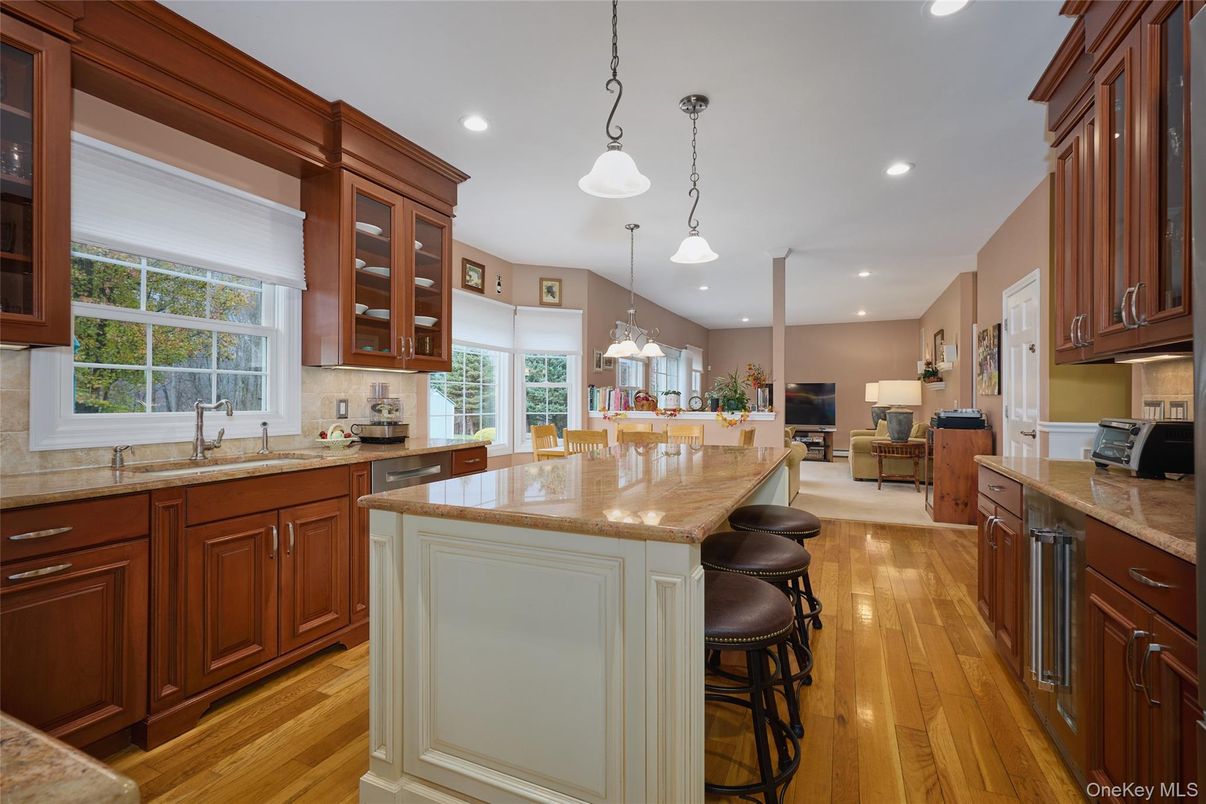 Interior, Kitchen, Pendant Lights, Recessed Lighting, Wood Texture Flooring