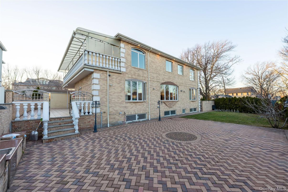 DE Listing image placeholder