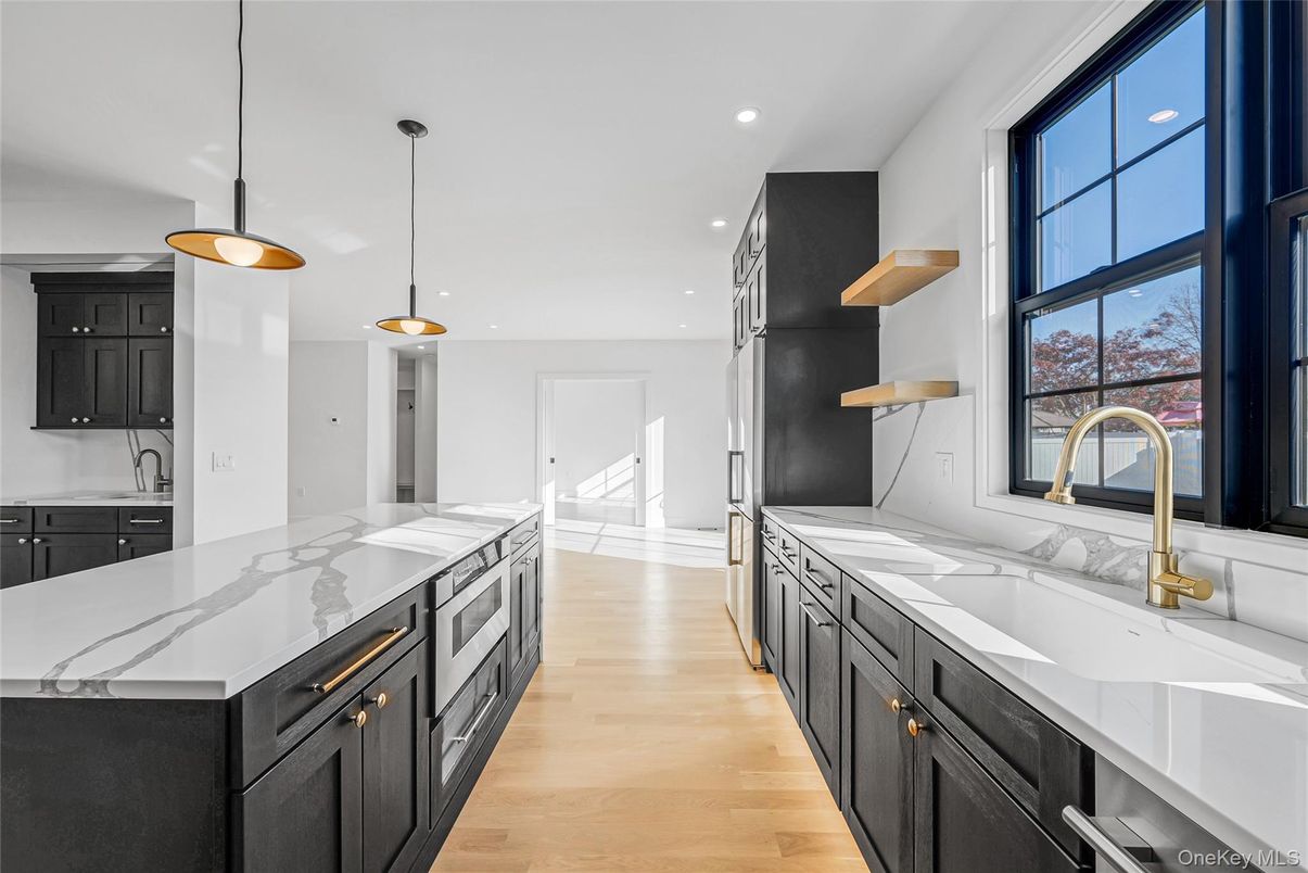 Interior, Kitchen, Pendant Lights, Recessed Lighting, Wood Texture Flooring