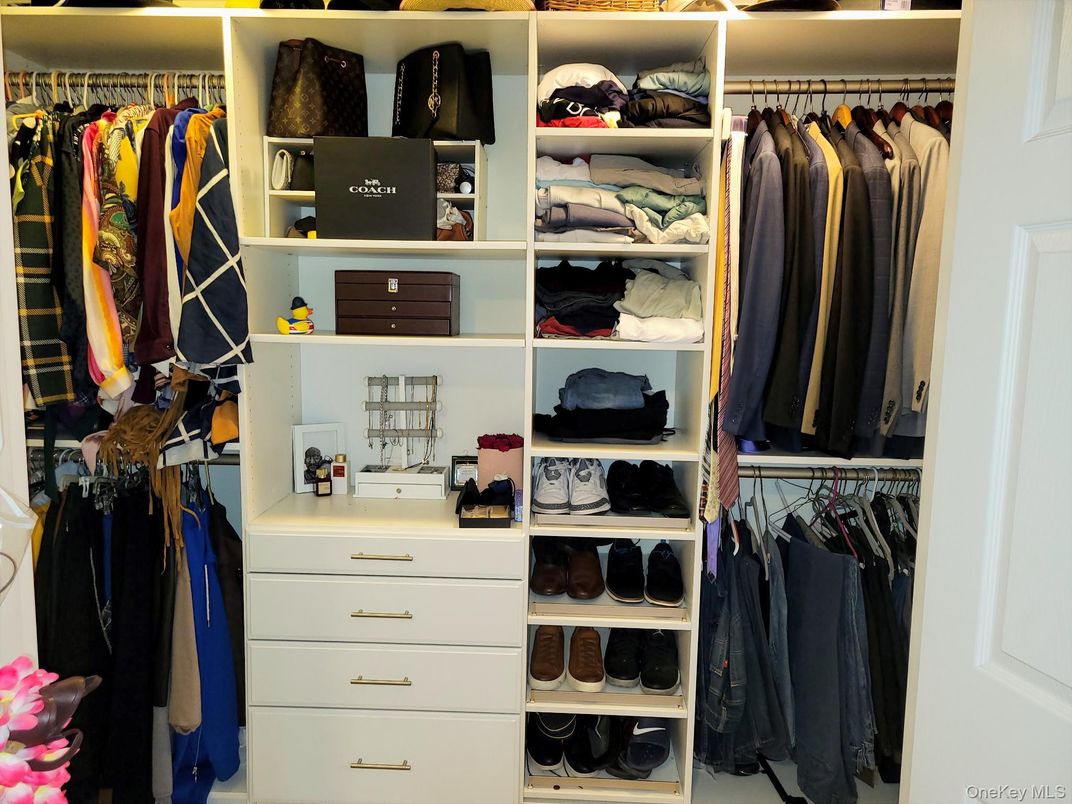 Interior, Walk-in Closets