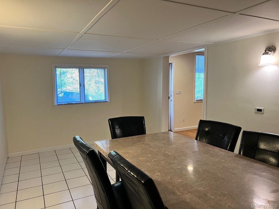 Dining room, Interior