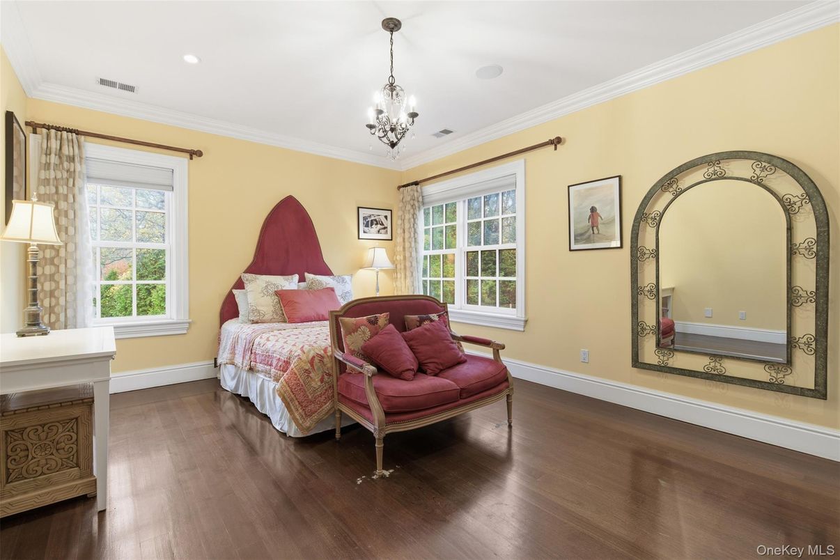 Bedroom, Interior, Pendant Lights, Recessed Lighting, Wood Texture Flooring