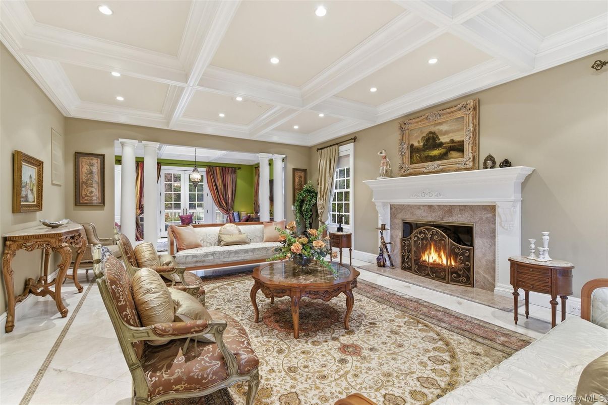 Fireplace, Interior, Living room, Recessed Lighting