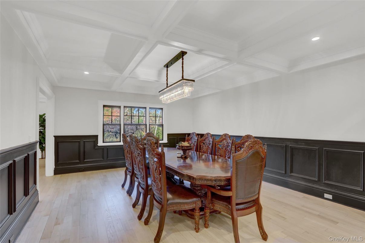 Dining room, Interior, Pendant Lights, Recessed Lighting, Wood Texture Flooring