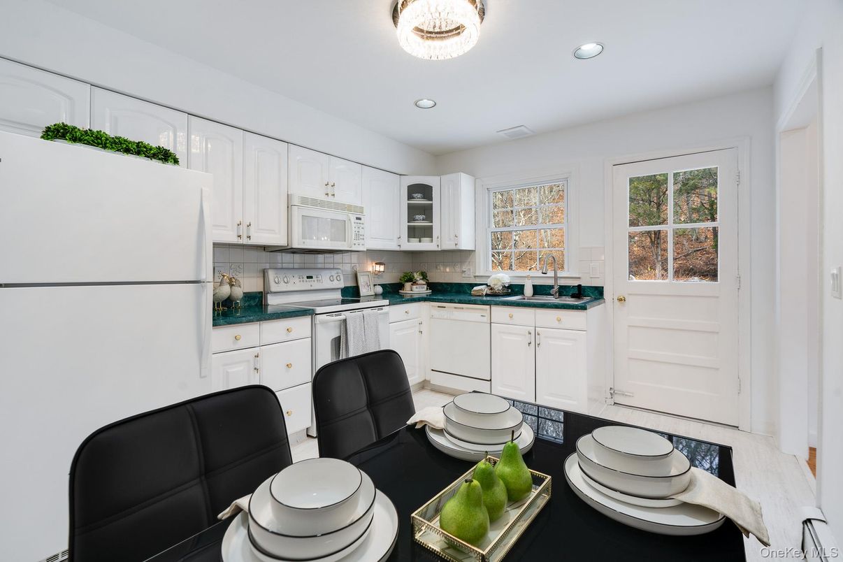 Interior, Kitchen, Recessed Lighting