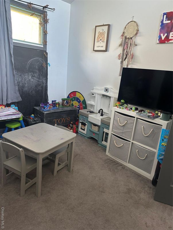 Dining room, Interior