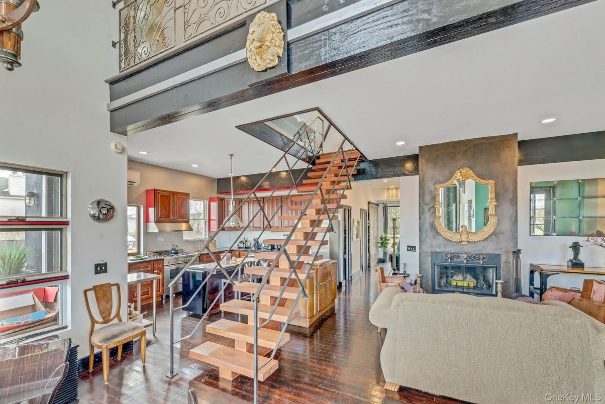 Fireplace, Interior, Living room, Pendant Lights, Recessed Lighting, Wood Texture Flooring