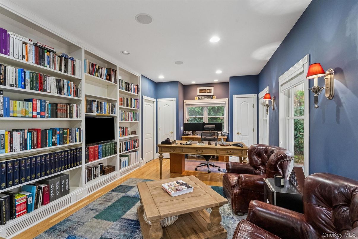 Home Office, Interior, Recessed Lighting, Wood Texture Flooring