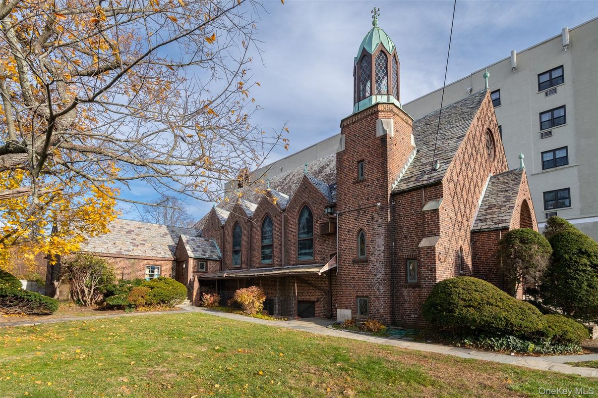 Exterior, Facade, Brick Facade, Tudor Revival