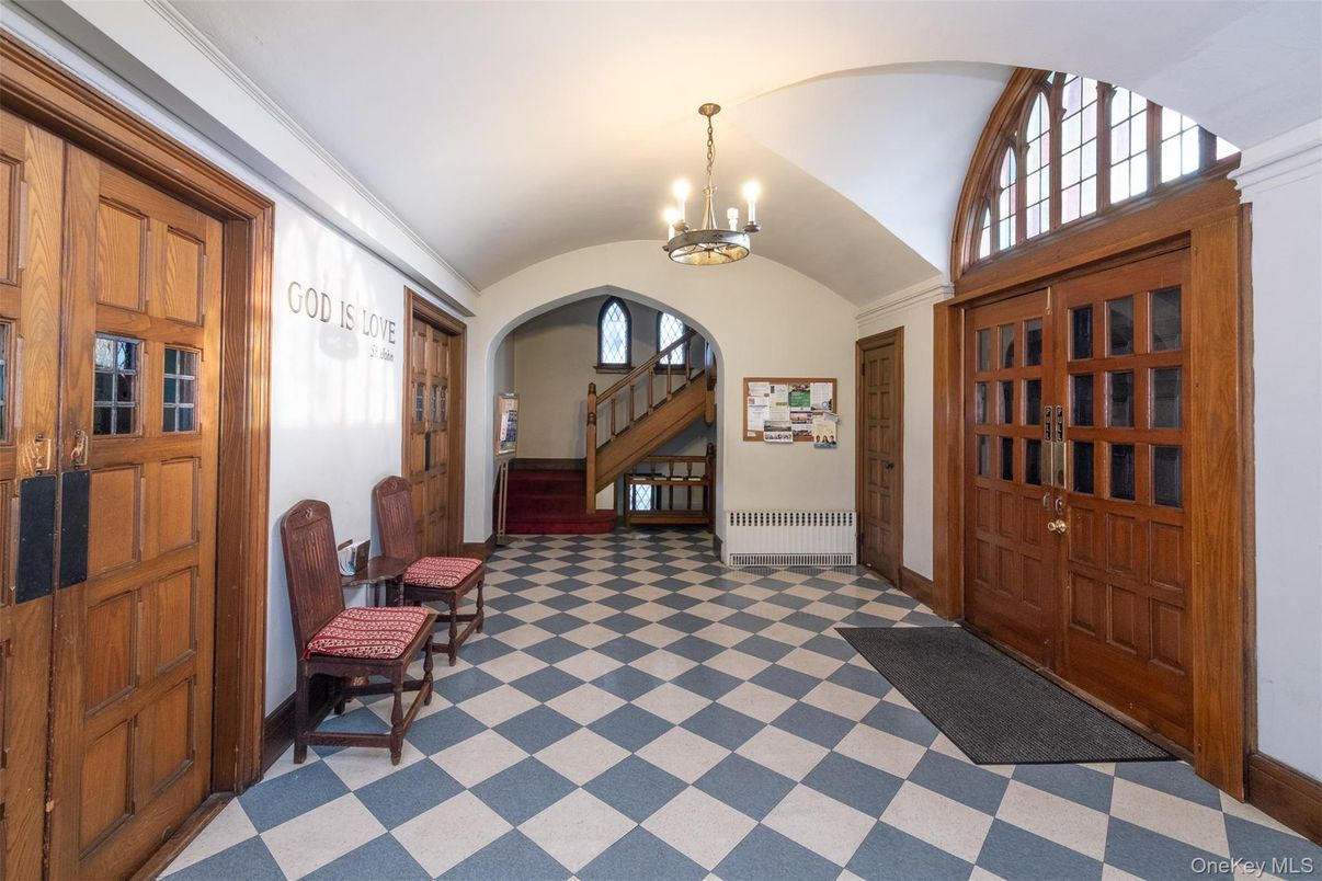 Chandelier, Interior, Pendant Lights