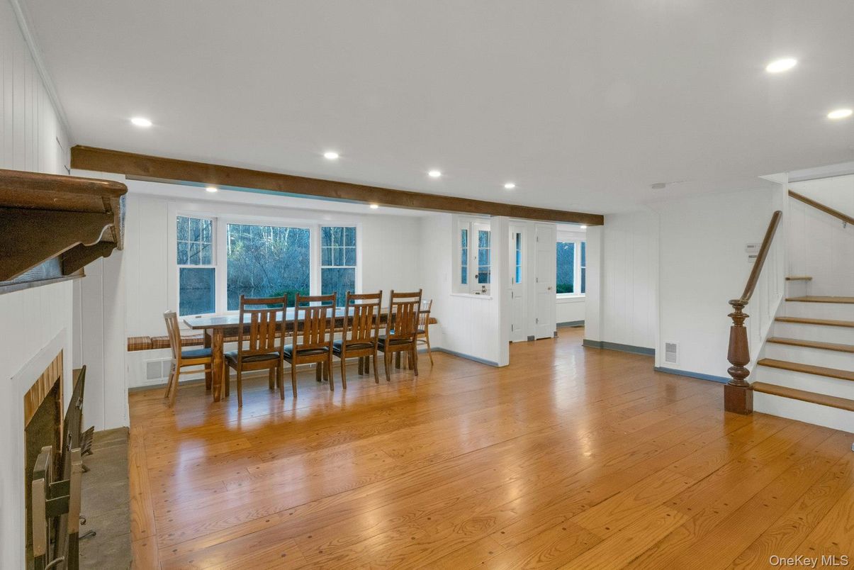 Dining room, Fireplace, Interior, Recessed Lighting, Wood Texture Flooring