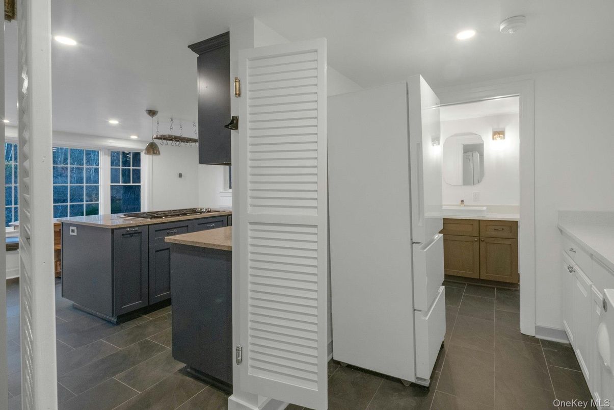 Bathroom, Interior, Kitchen, Recessed Lighting