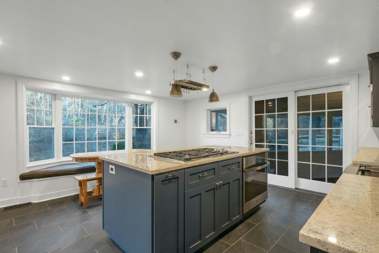 Interior, Kitchen, Pendant Lights, Recessed Lighting