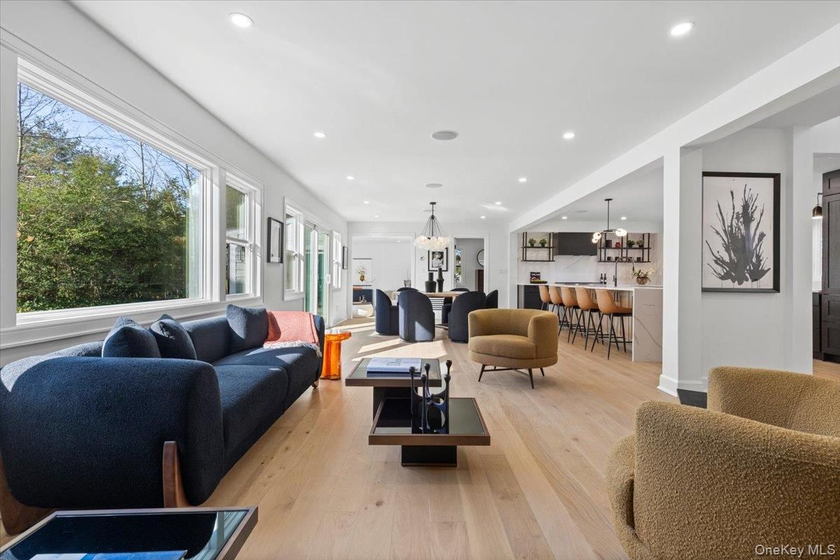 Chandelier, Dining room, Interior, Kitchen, Living room, Pendant Lights, Recessed Lighting, Wood Texture Flooring