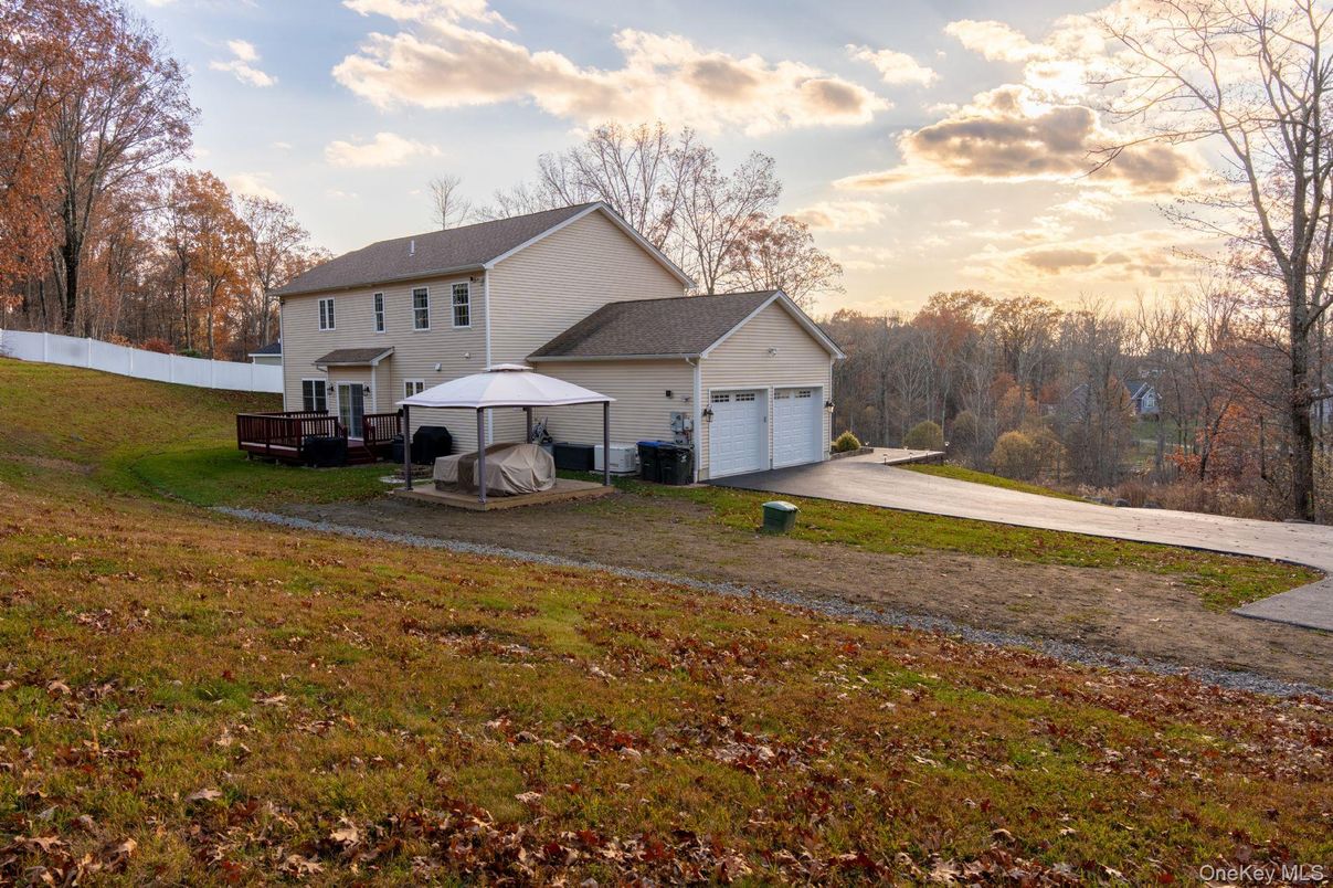 Backyard, Detached Garage, Exterior