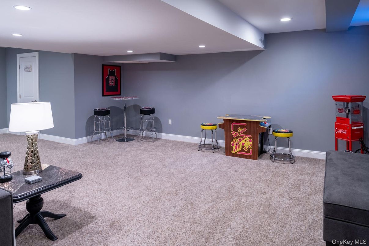 Interior, Recessed Lighting