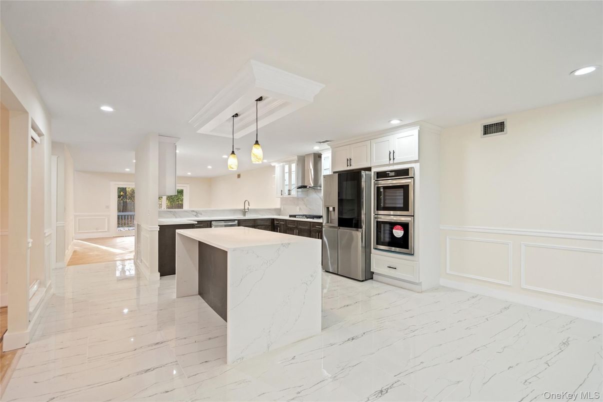 Interior, Kitchen, Marble, Pendant Lights, Recessed Lighting, Stainless Steel Appliances