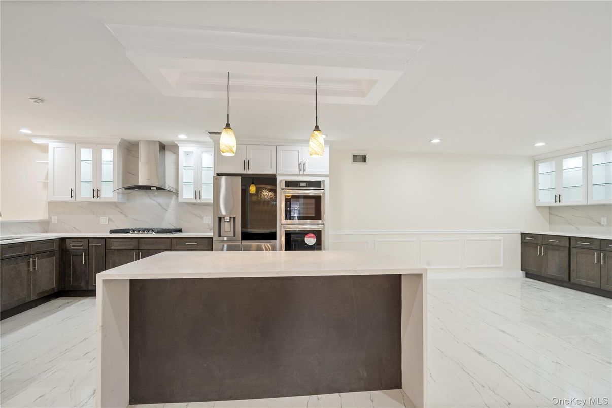 Interior, Kitchen, Marble, Pendant Lights, Recessed Lighting, Stainless Steel Appliances